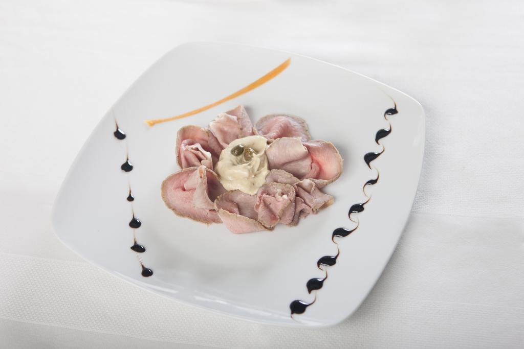 Residence Caffe Savona Alba  Zewnętrze zdjęcie