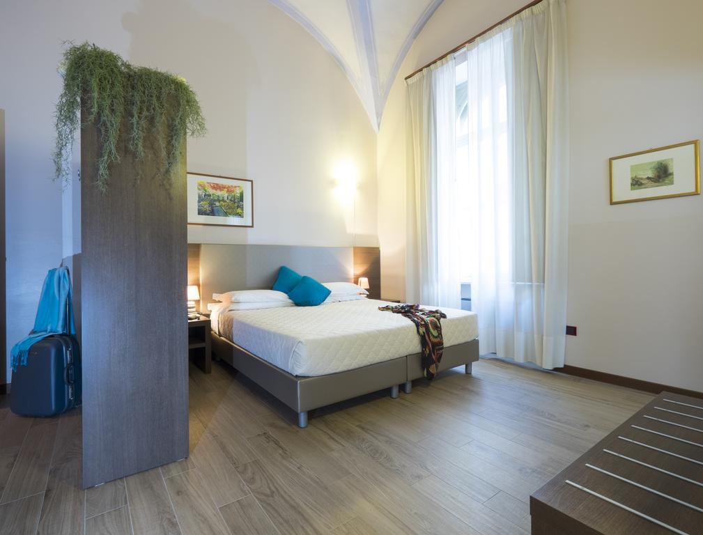 Residence Caffe Savona Alba  Zewnętrze zdjęcie