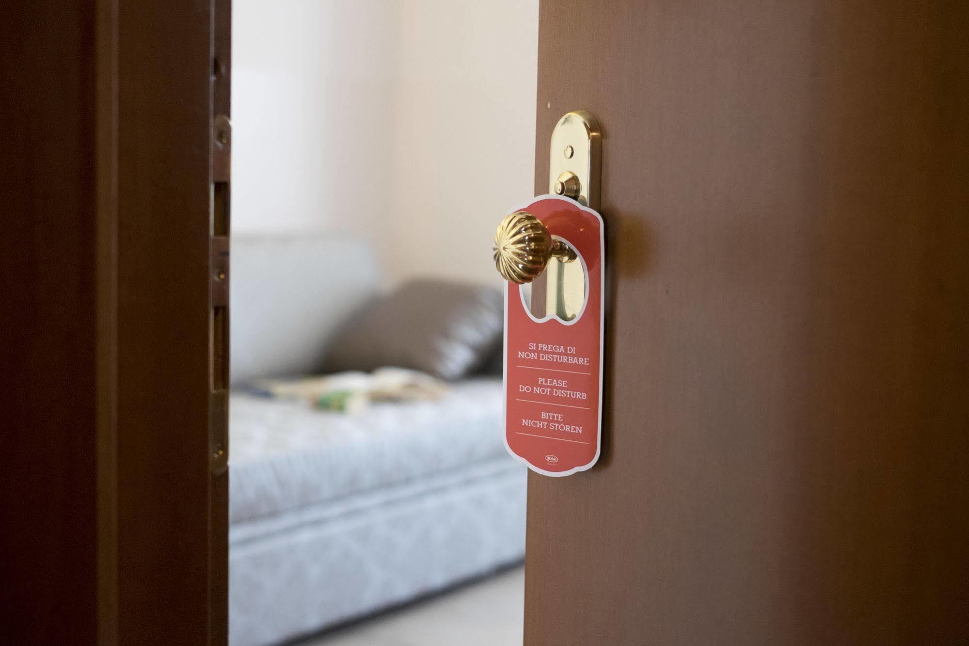 Residence Caffe Savona Alba  Zewnętrze zdjęcie